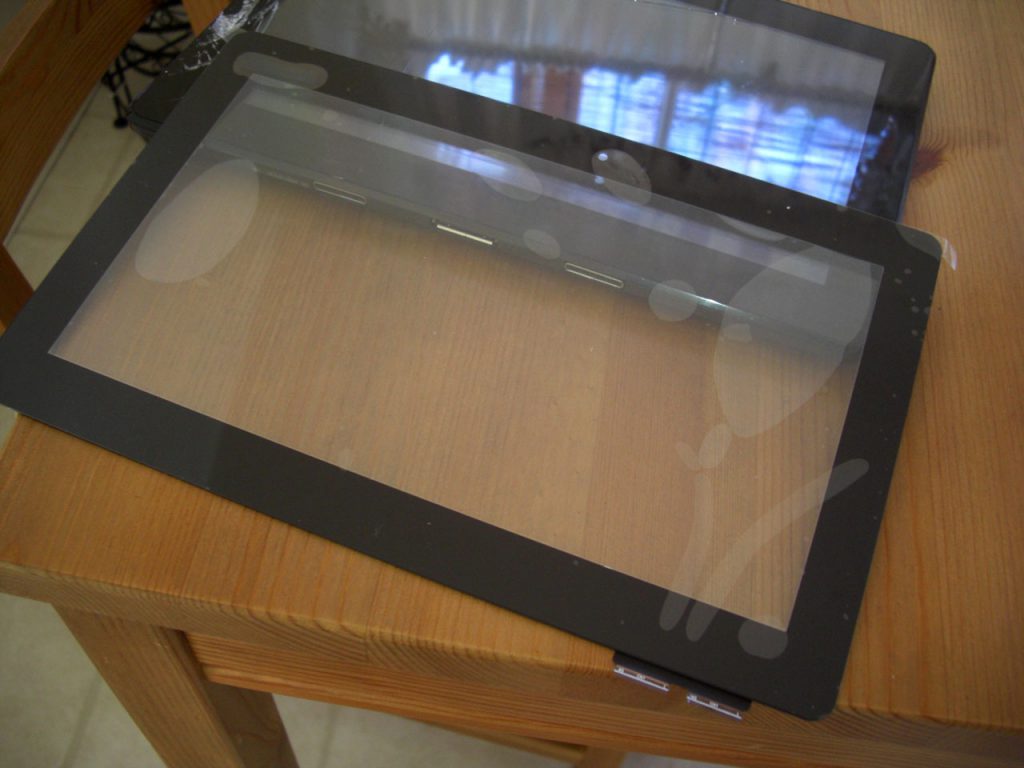 New replacement screen before installation replacement_TA100TAF