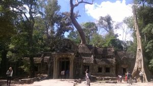 Ta Prohm features a set of concentric galleries with corner towers and gopuras.