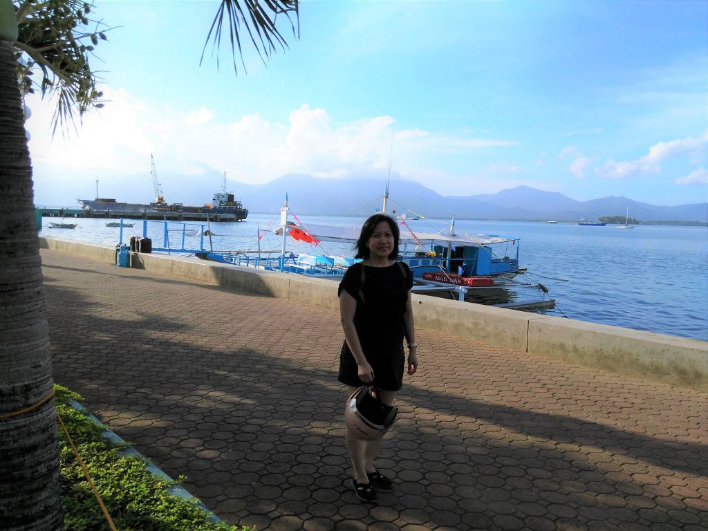 The Baywalk in Puerto Princesa also offer ferry rides to nearby islands